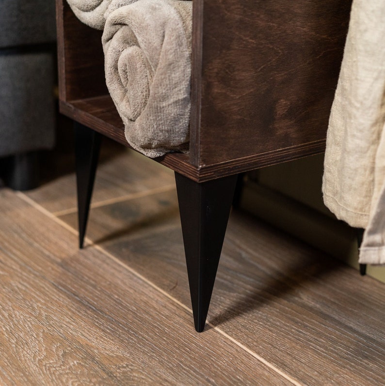 Rustic Nightstand with Storage, Wood Bedside Table with Shelf and Metal Legs, Modern Brown End Console, Bedroom Open Furniture